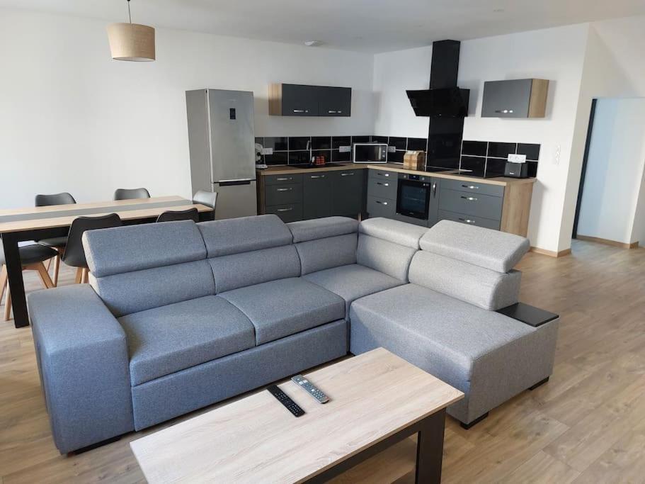 Appartement Moderne Hyper Centre Ville 4 Chambres Auray Exterior foto